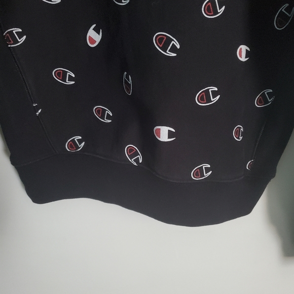 Champion Reverse Weave black sweatshirt with allover logo design, size S - Picture 6 of 11